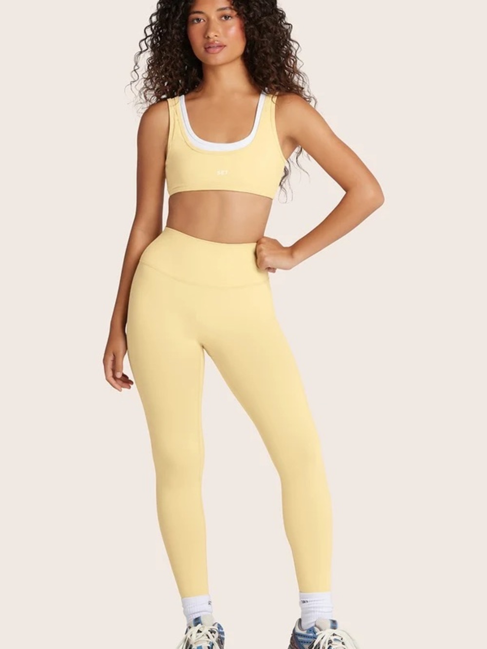 Set Active yellow leggings